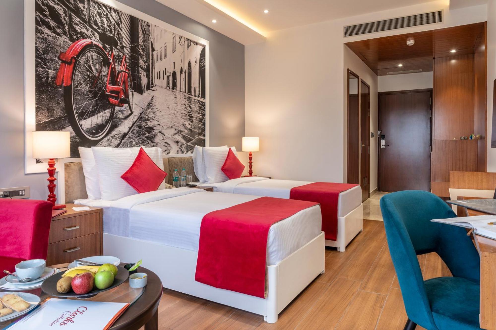 Clarion Hotel Dehradun Esterno foto